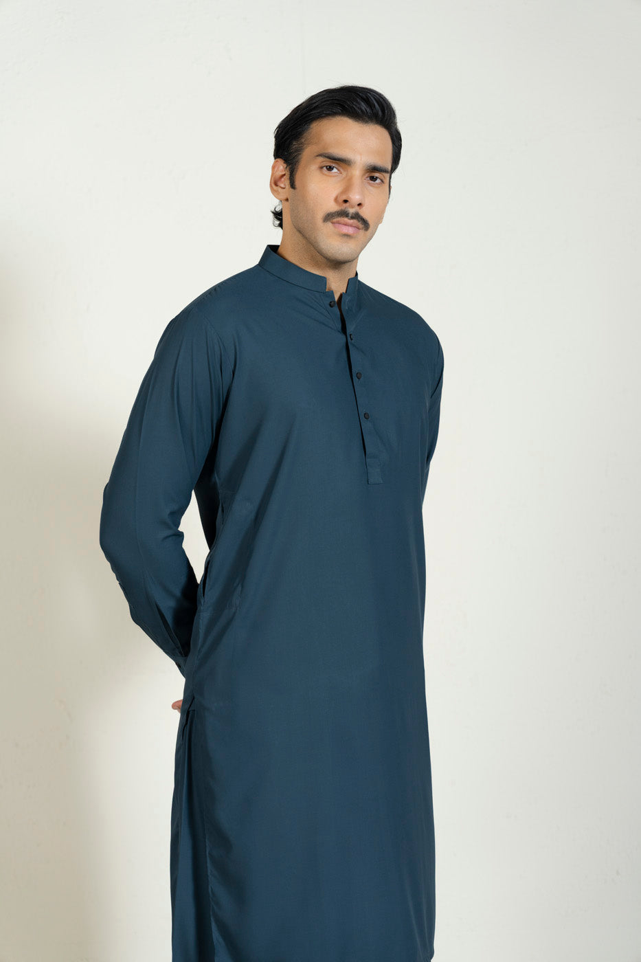 RTW | KURTA & SHALWAR view 3