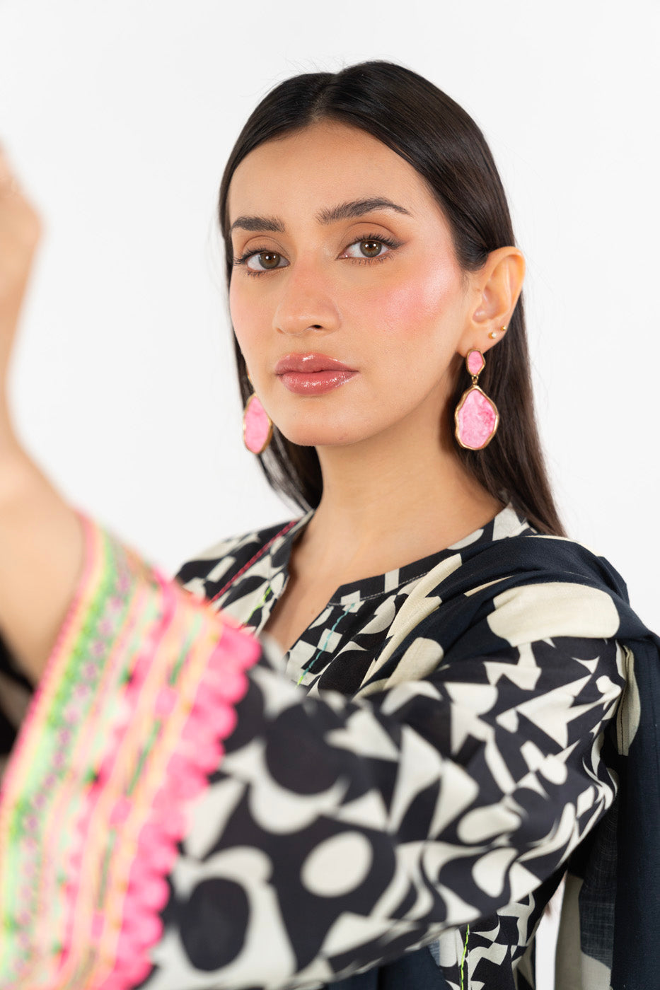 RTW | SHIRT, TROUSER & DUPATTA view 3