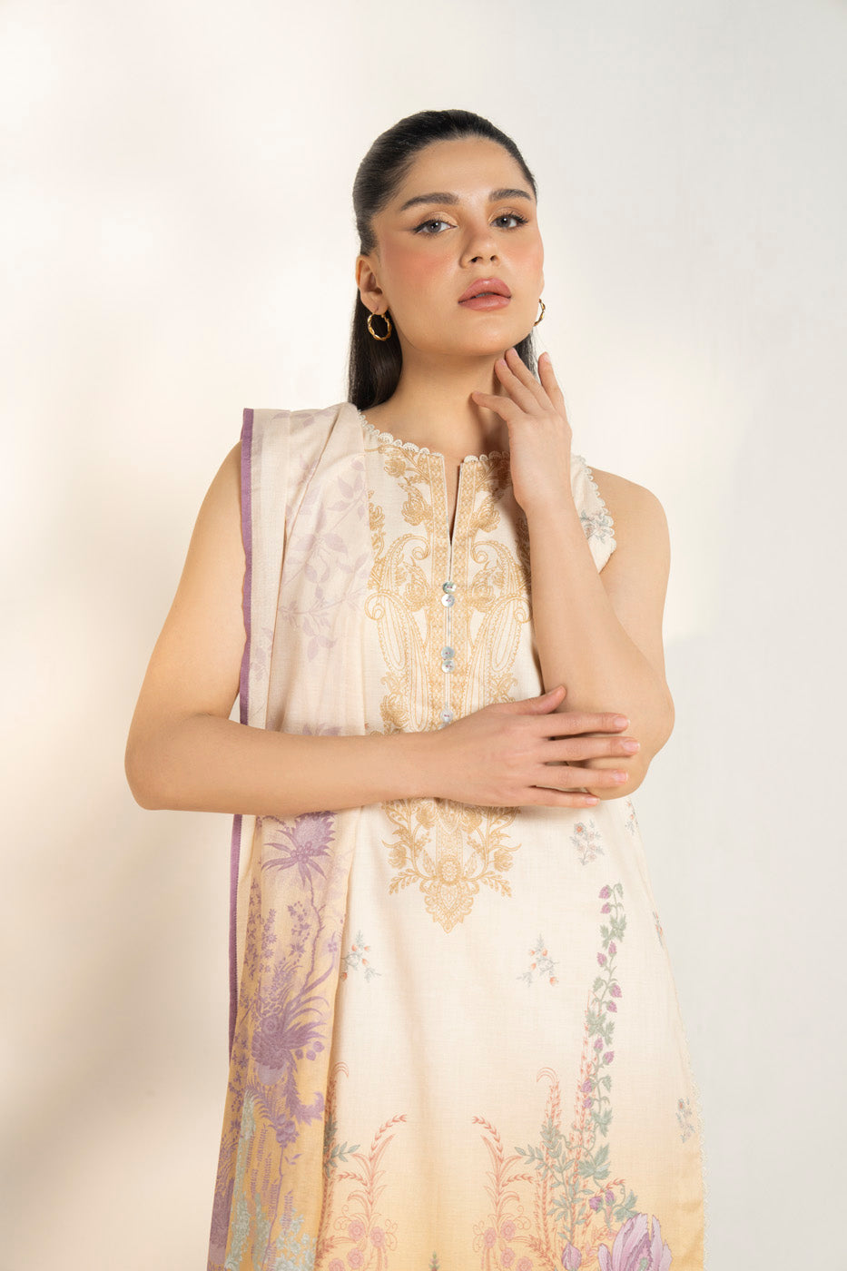 RTS | SHIRT, TROUSER & DUPATTA alternate view