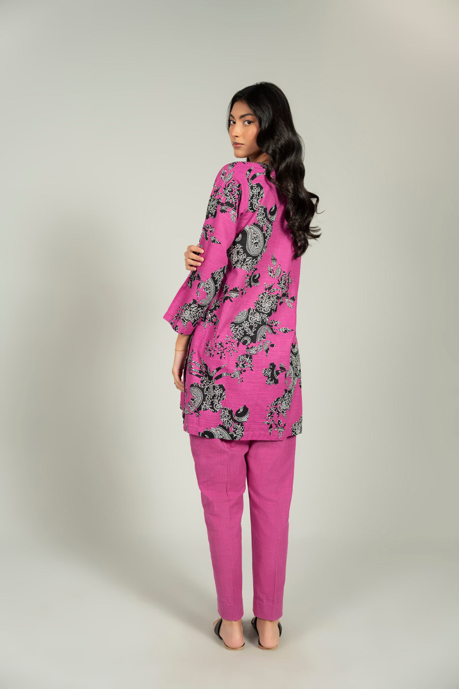 RTW | SHIRT view 4