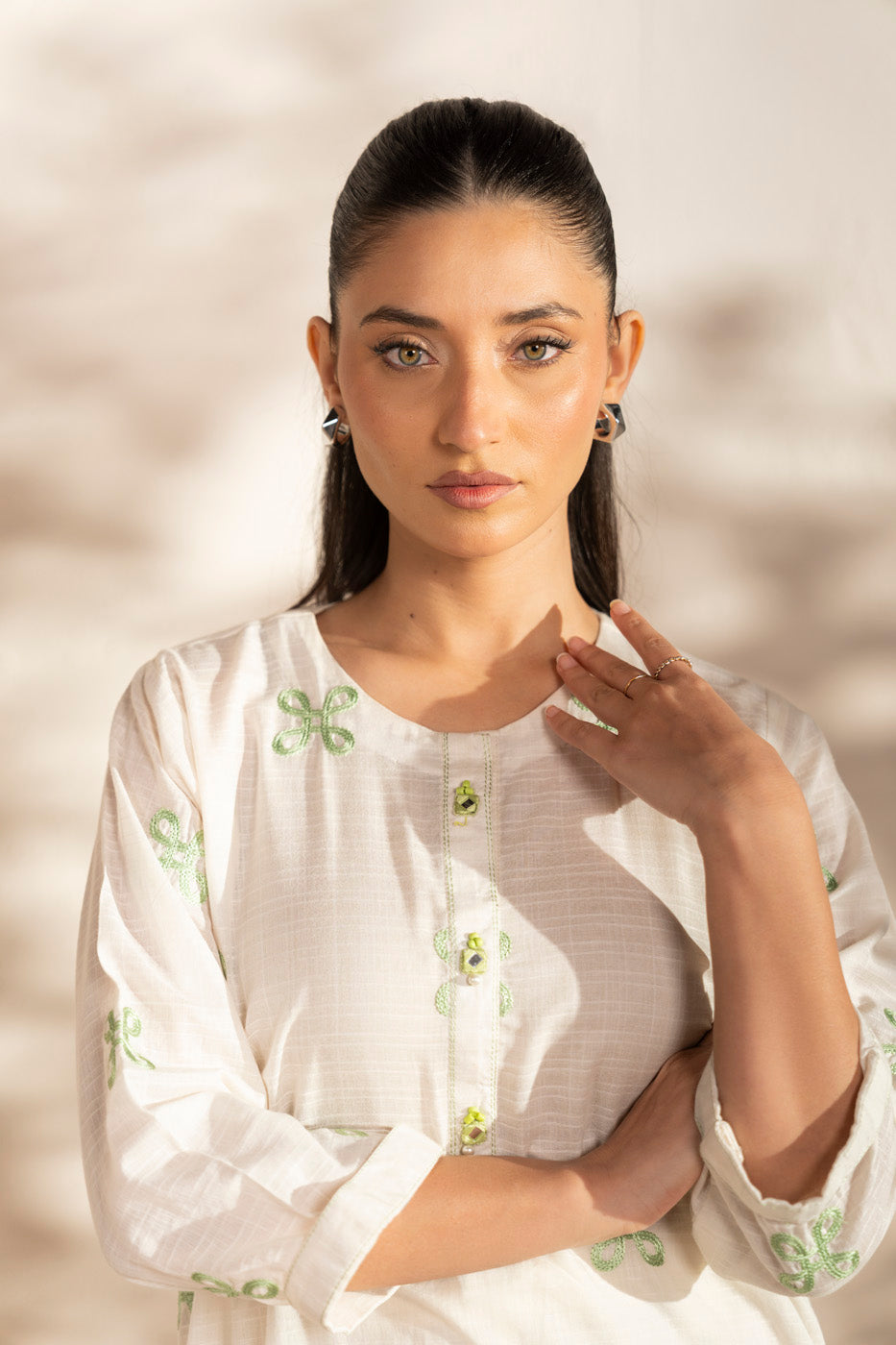 RTW | SHIRT view 3