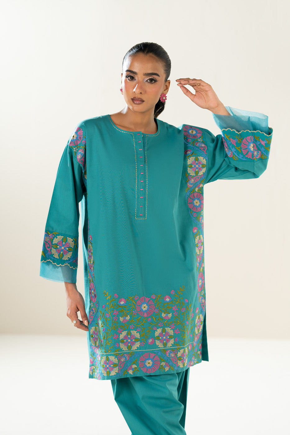 RTW | SHIRT & SHALWAR alternate view