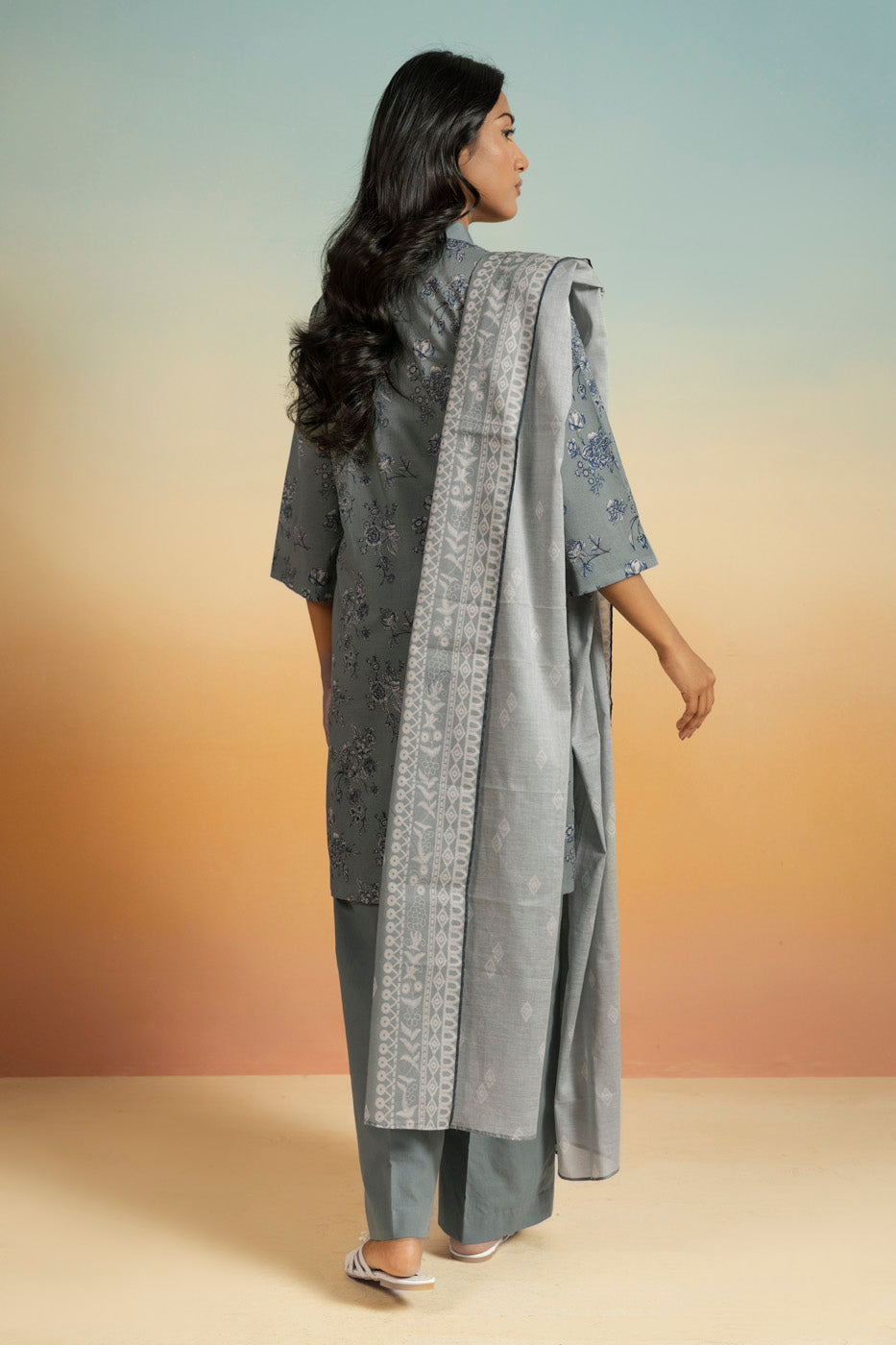 RTS  | SHIRT, TROUSER & DUPATTA view 4