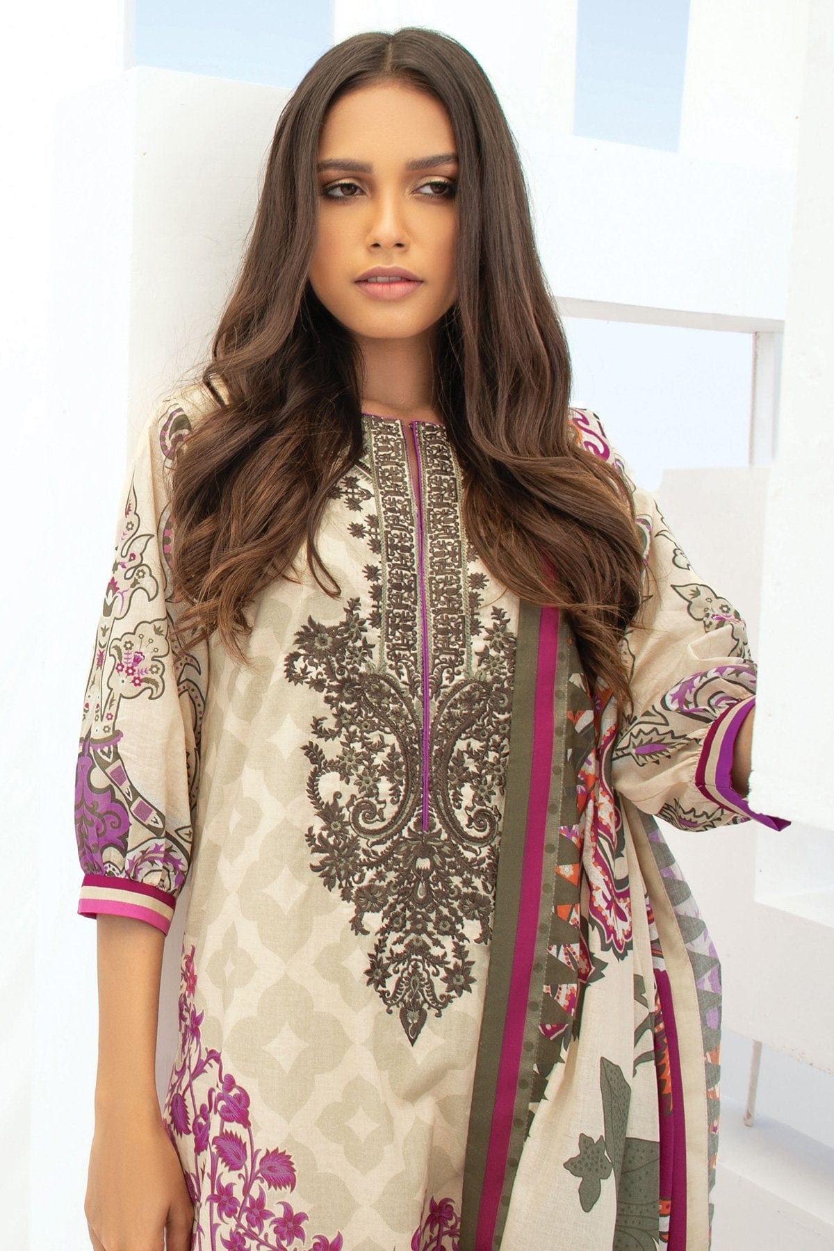 RTS | SHIRT & DUPATTA view 3
