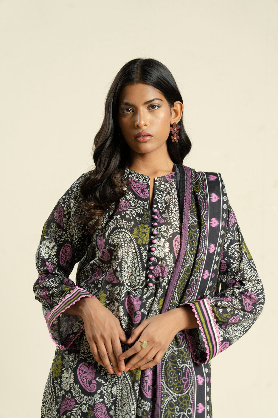 RTS | SHIRT & DUPATTA alternate view