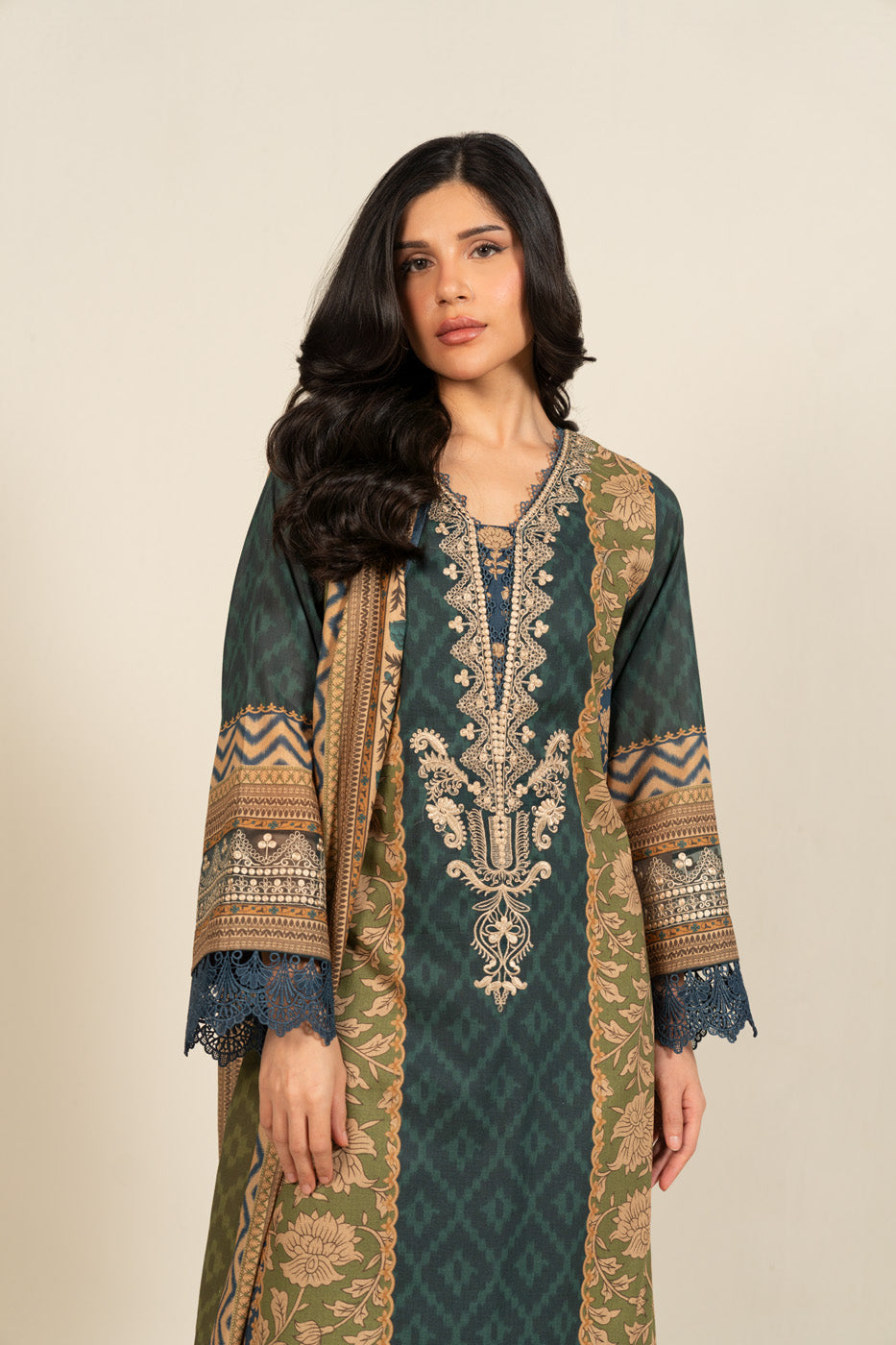 RTS | SHIRT, TROUSER & DUPATTA alternate view