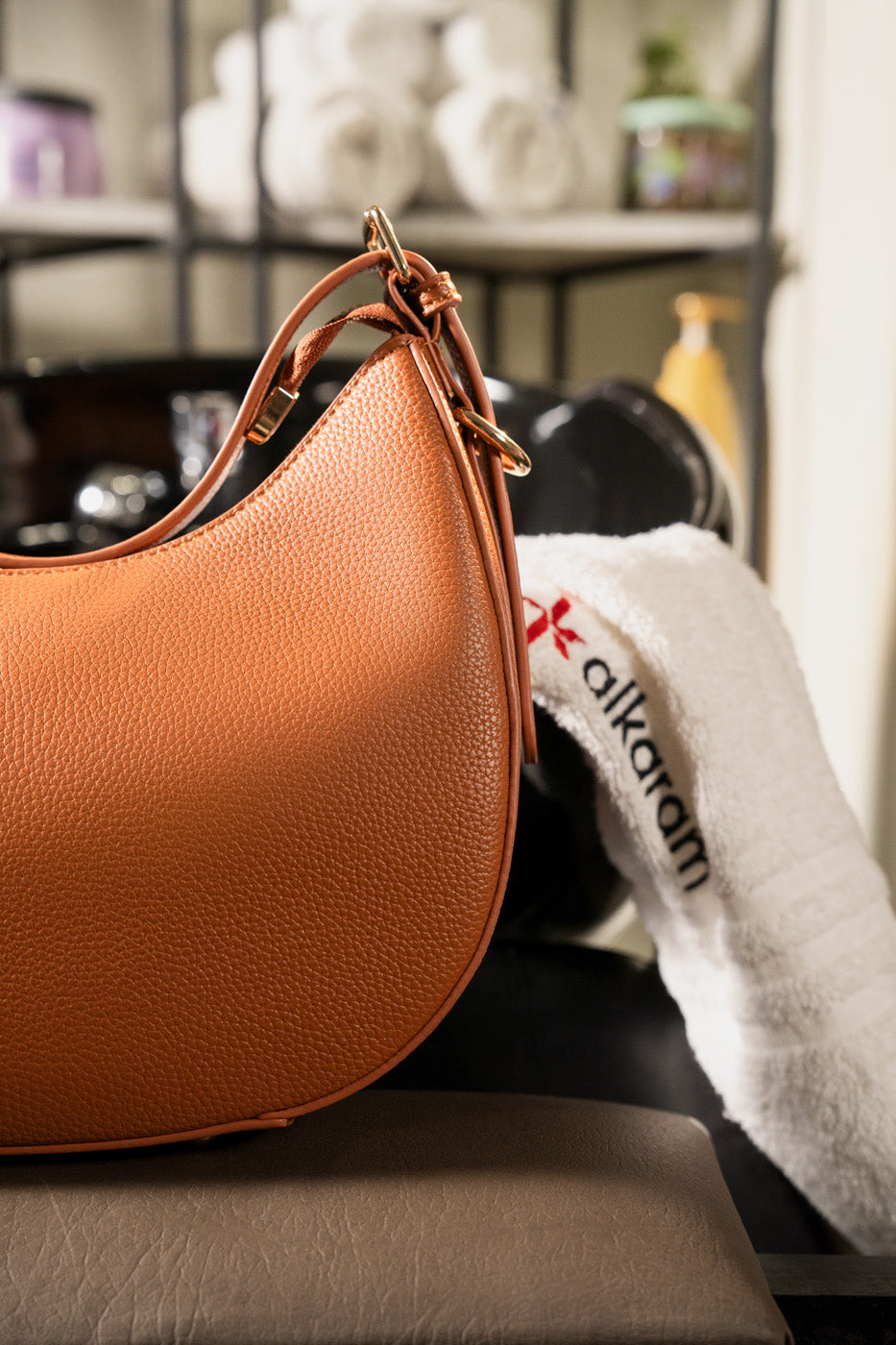 SHOULDER BAG view 3