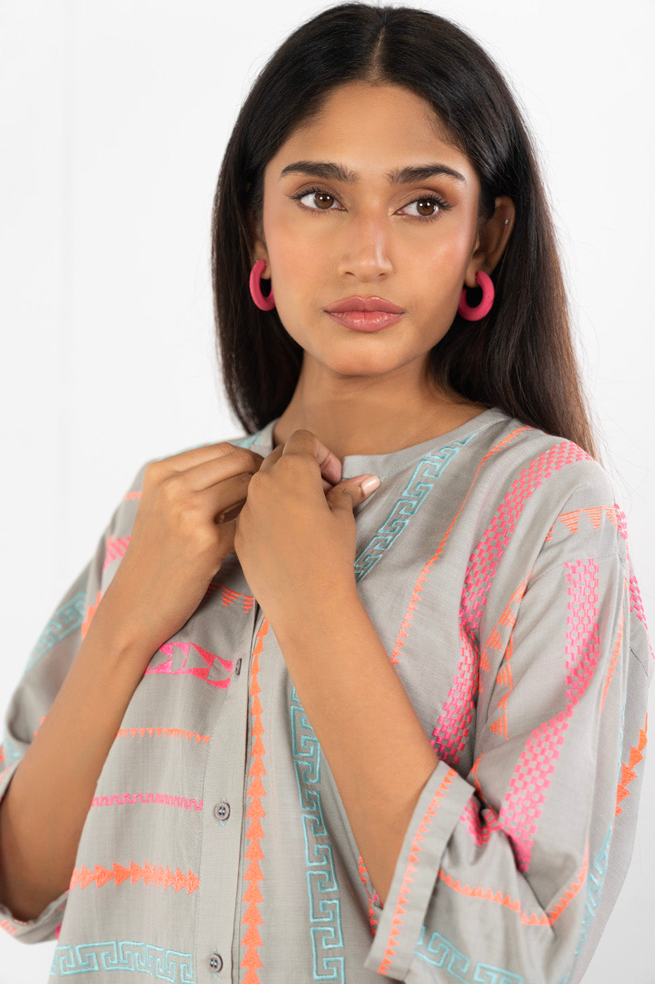 RTW | SHIRT view 3