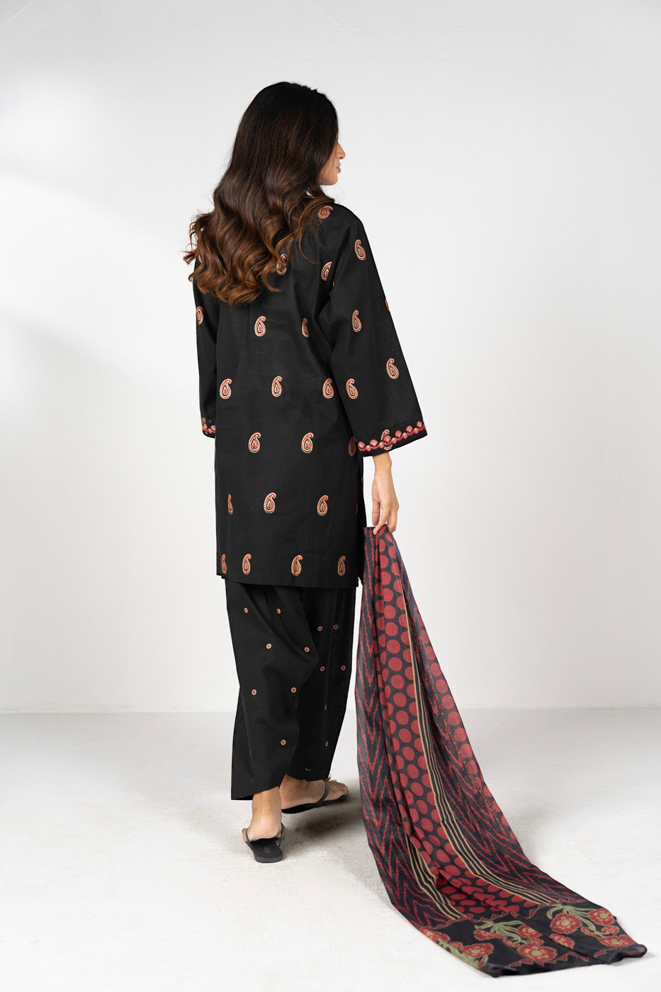 RTW  | SHIRT, SHALWAR & DUPATTA view 4