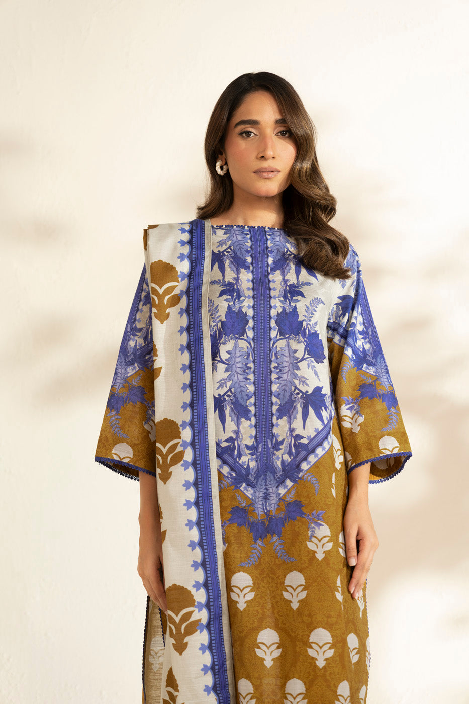 RTS | SHIRT, TROUSER & DUPATTA alternate view