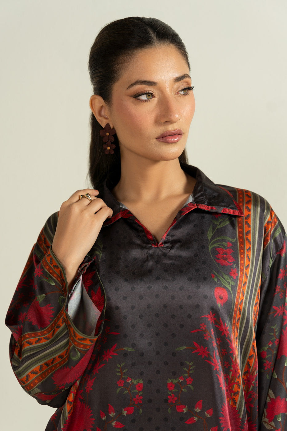 RTW | SHIRT & TROUSER view 3
