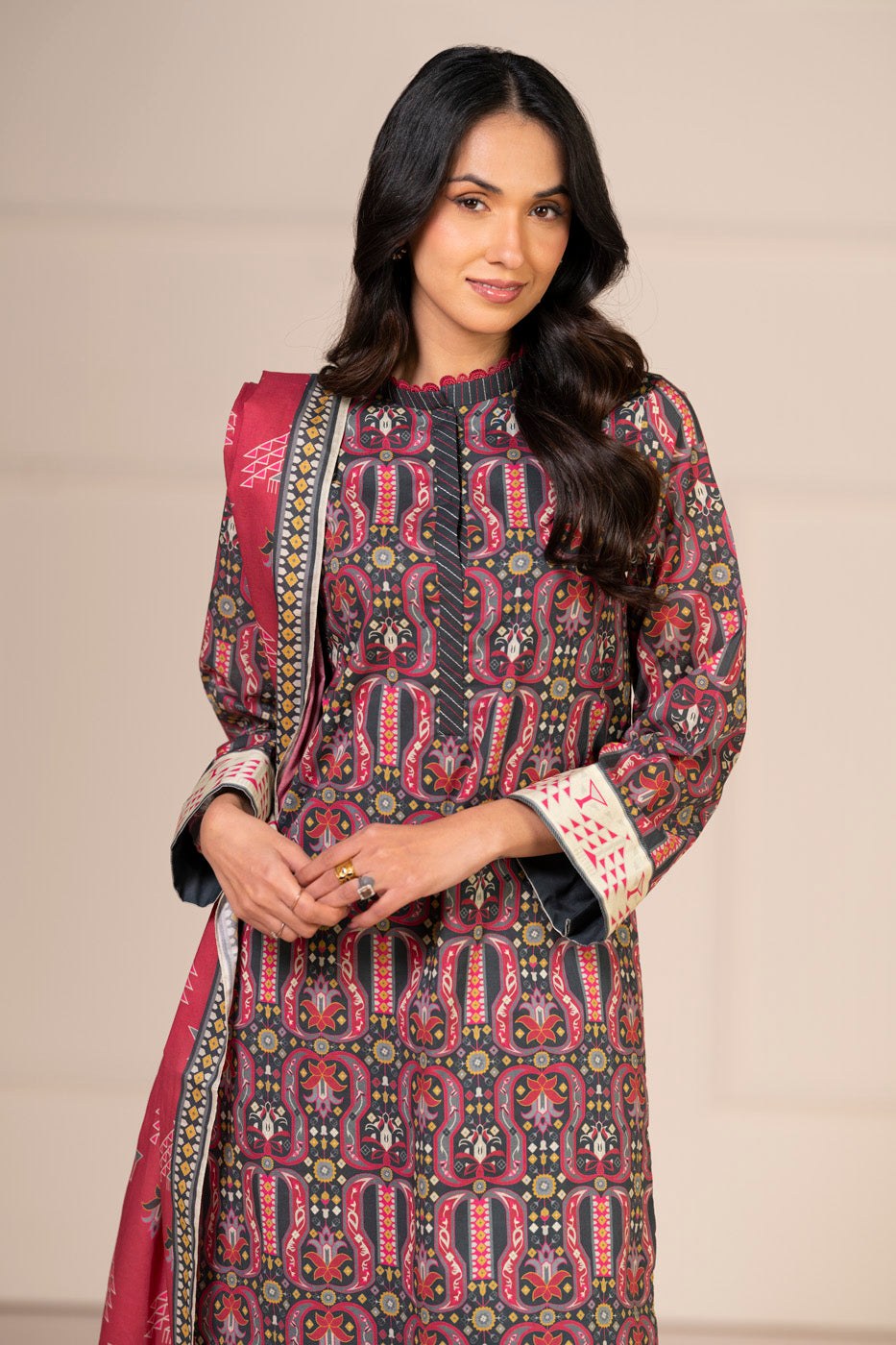 RTS | SHIRT & DUPATTA alternate view