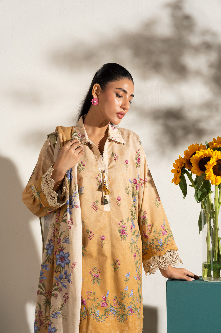 RTS | SHIRT & DUPATTA alternate view