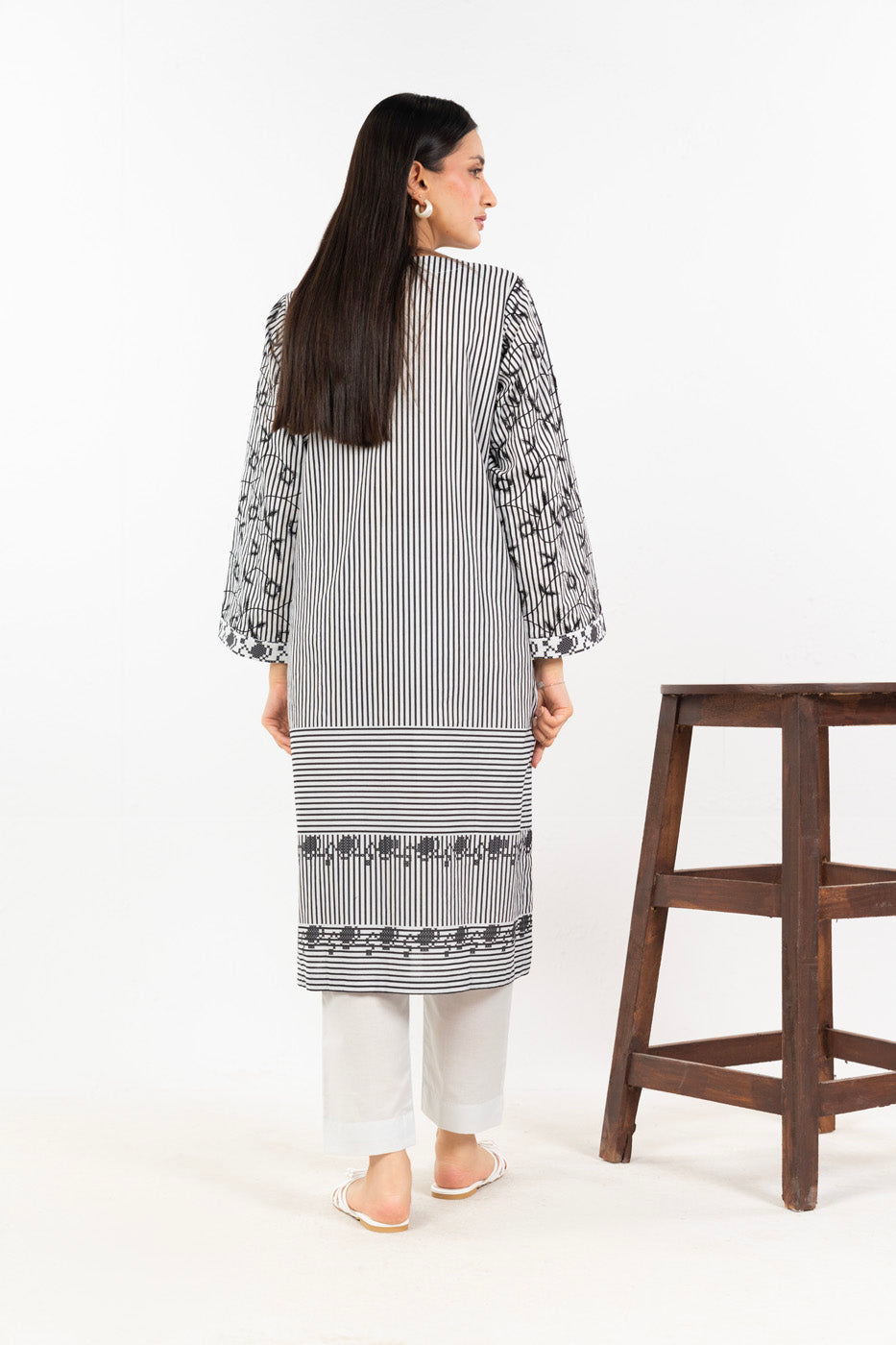 RTW | SHIRT view 4