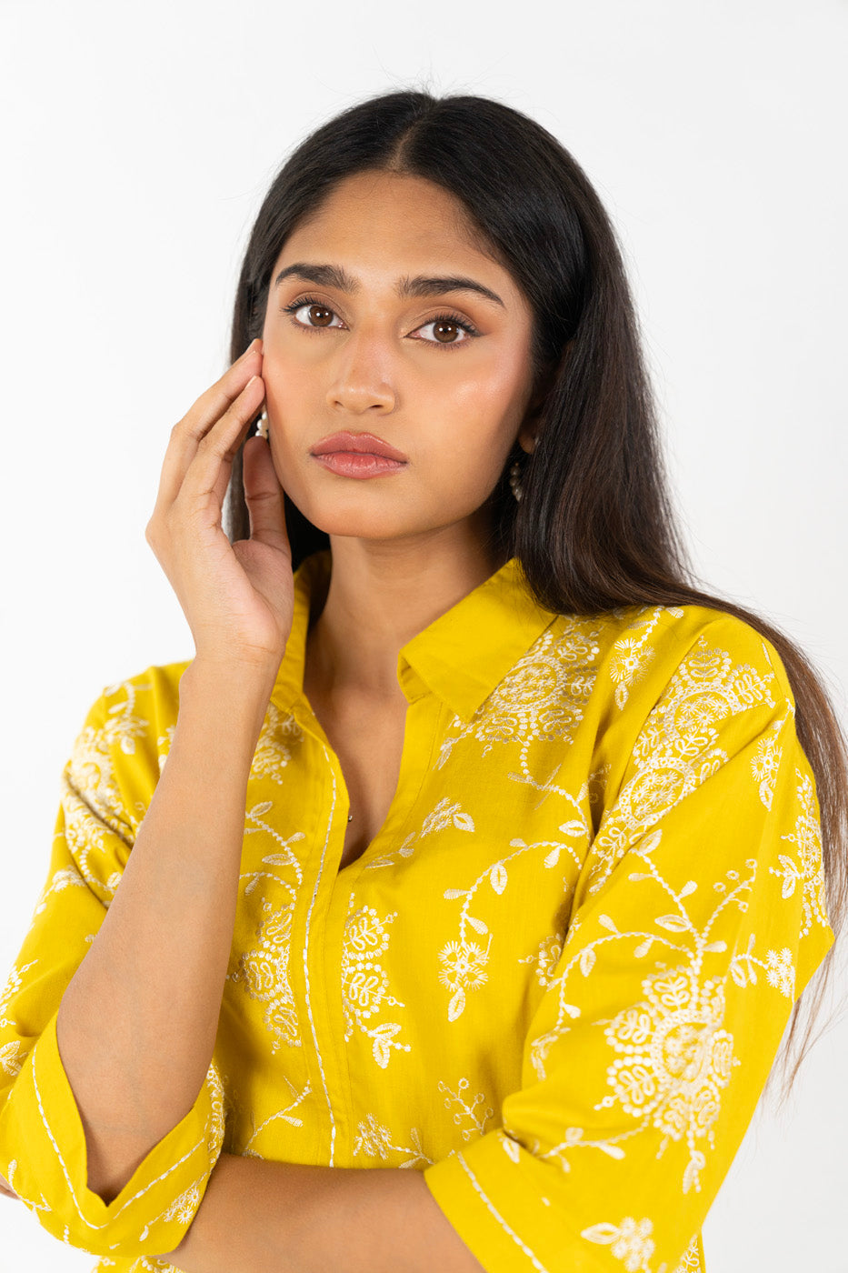 RTW | SHIRT view 3