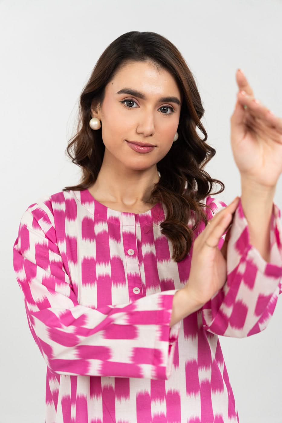 RTW | SHIRT view 3