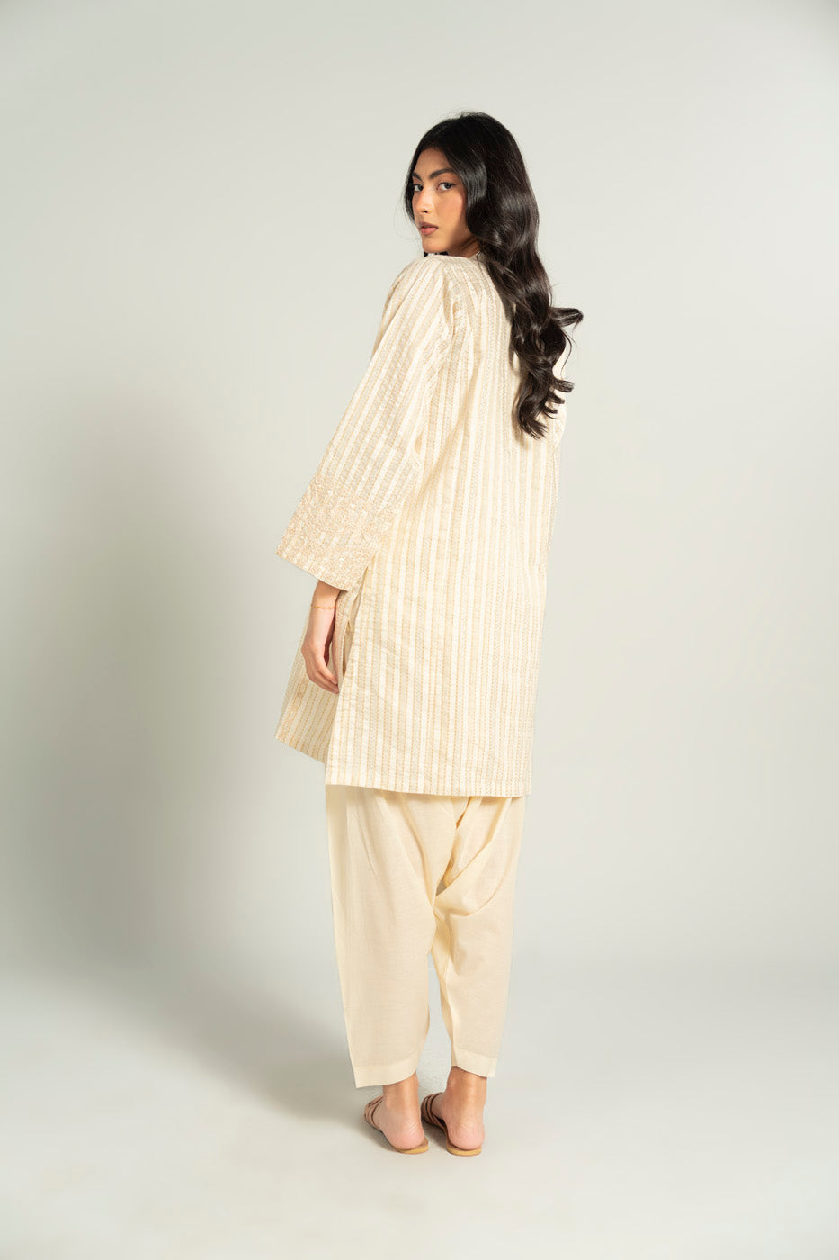 RTW | SHIRT & SHALWAR view 4