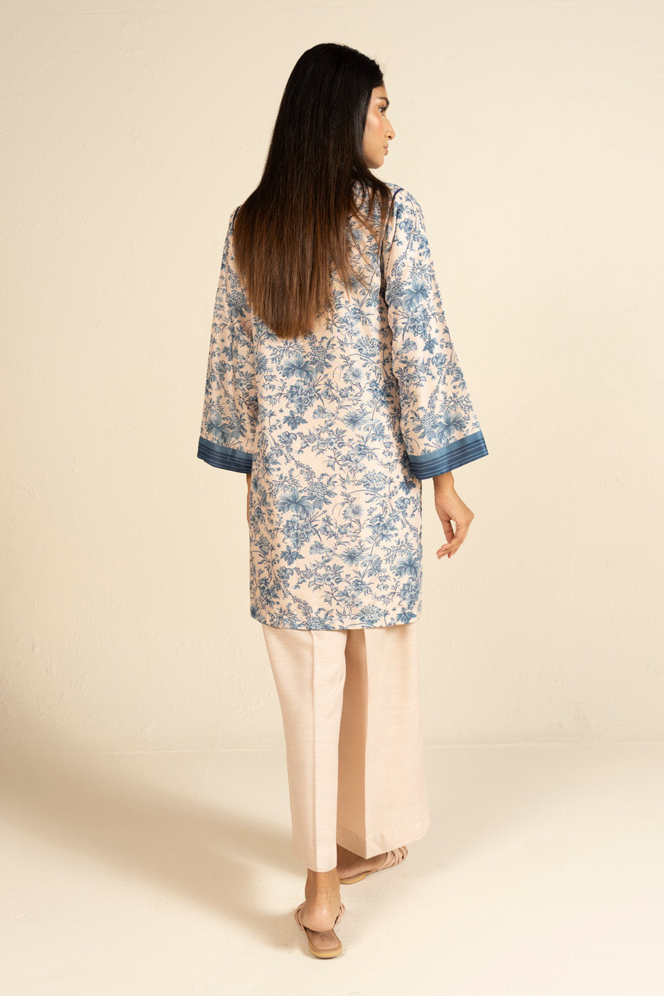 RTW | SHIRT view 4