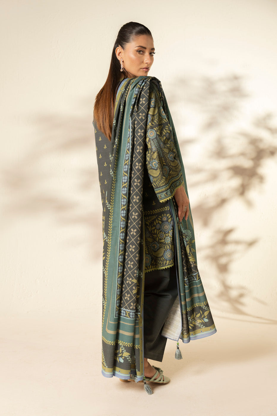 RTS | SHIRT & DUPATTA view 4