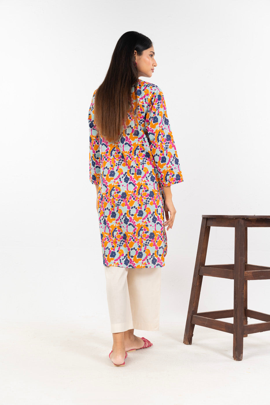 RTW  | SHIRT view 4