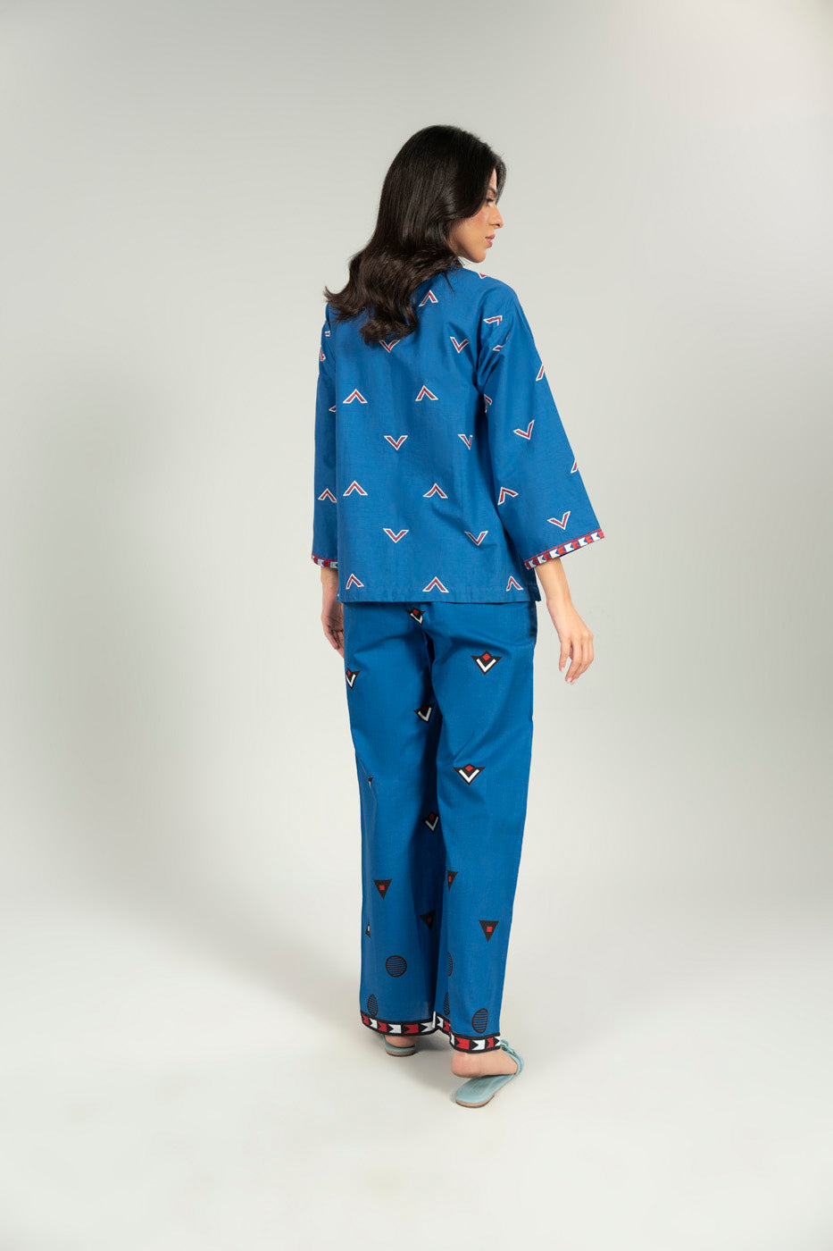 RTW | SHIRT view 4