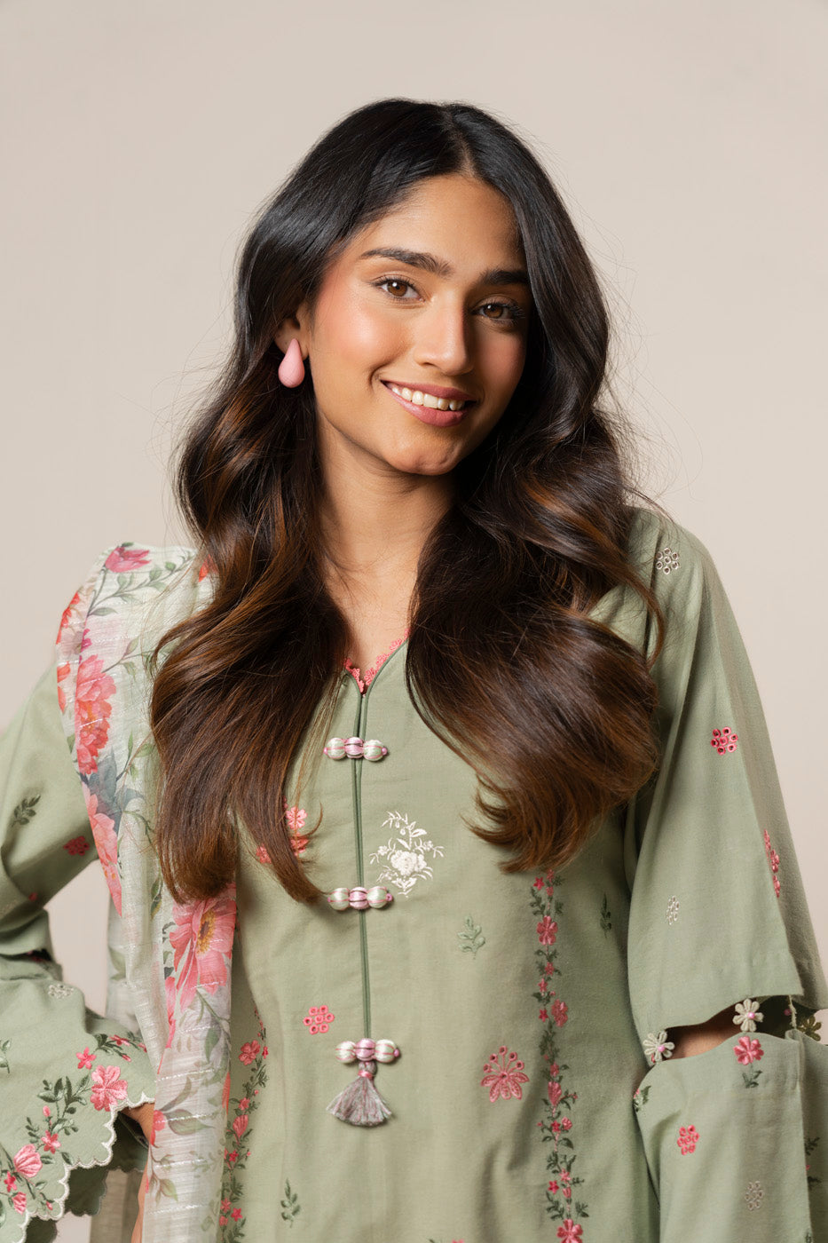 RTS | SHIRT, TROUSER & DUPATTA view 3