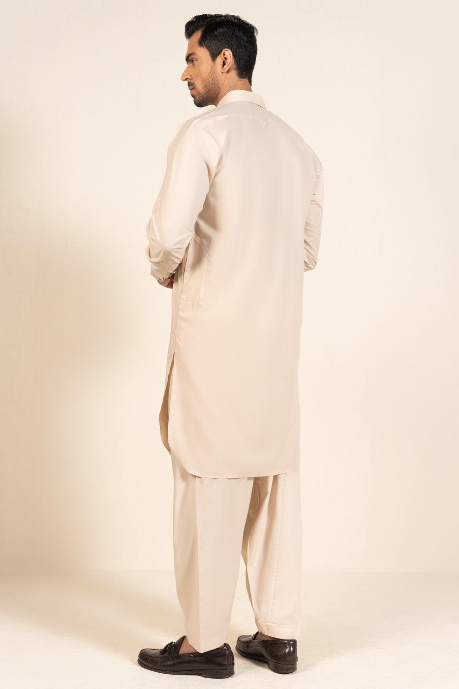 RTW | KAMEEZ & SHALWAR view 4