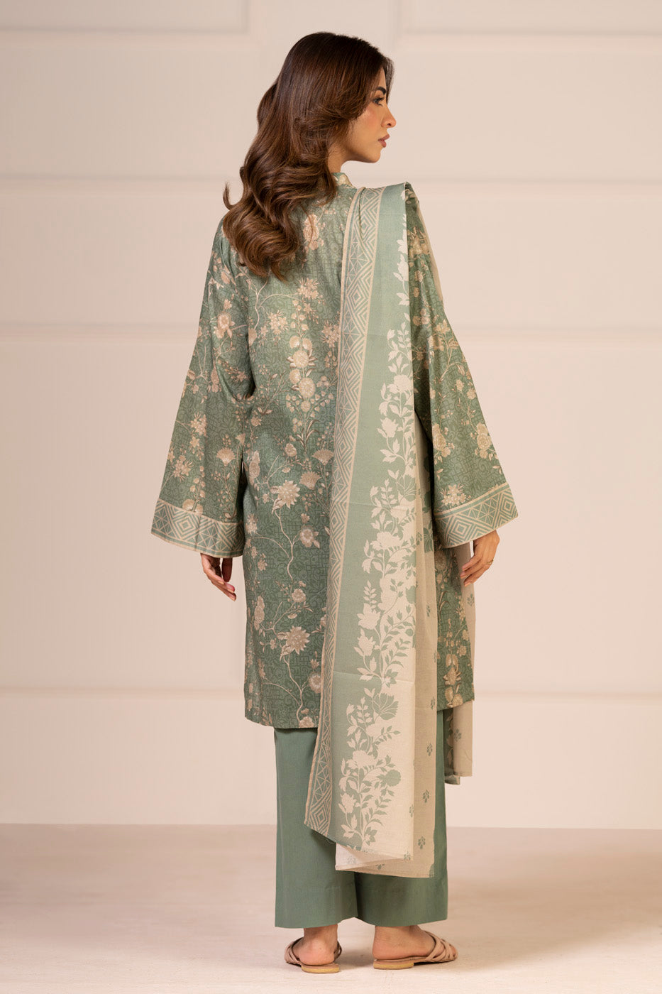 RTS  | SHIRT, TROUSER & DUPATTA view 4