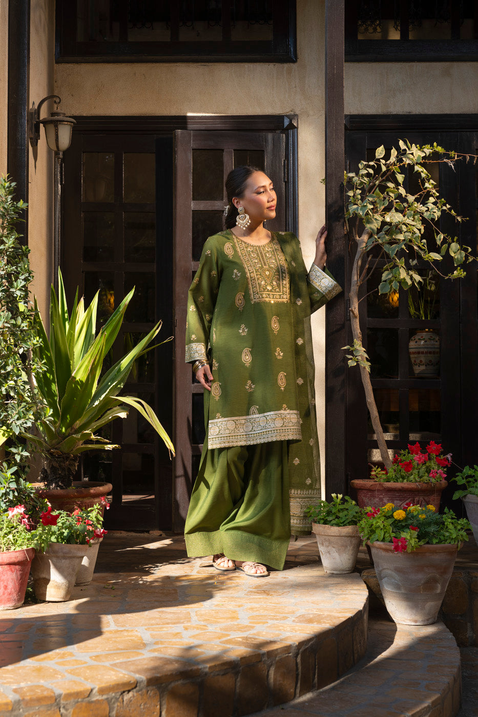 RTW | SHIRT, TROUSER & DUPATTA alternate view