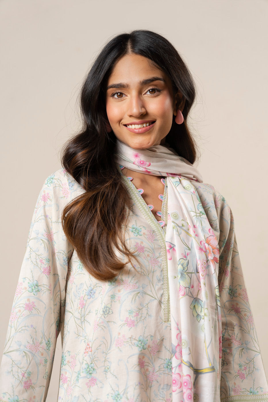RTS | SHIRT & DUPATTA view 3