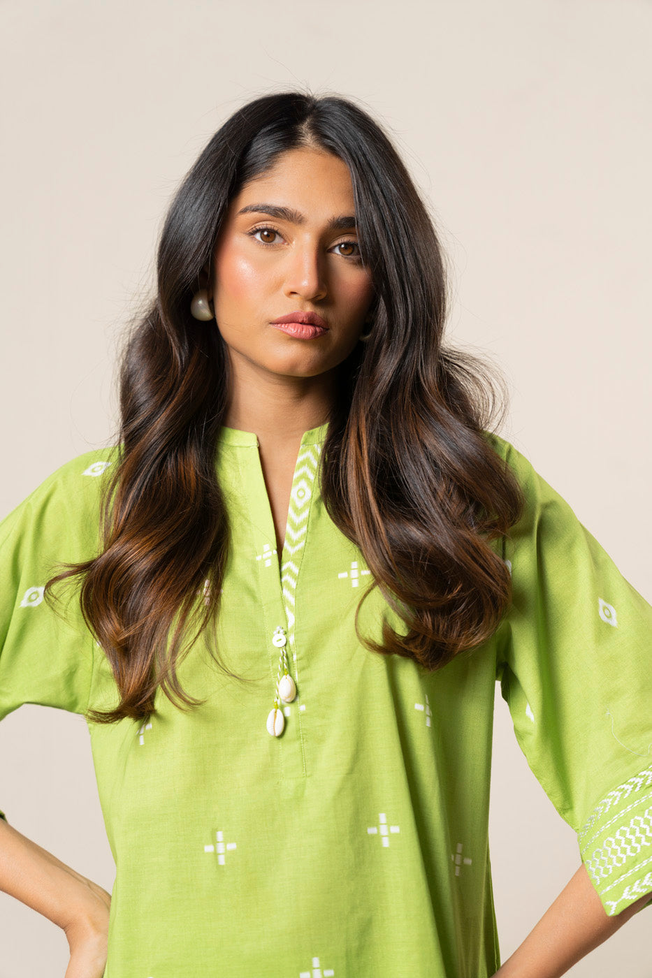 RTW | SHIRT view 3
