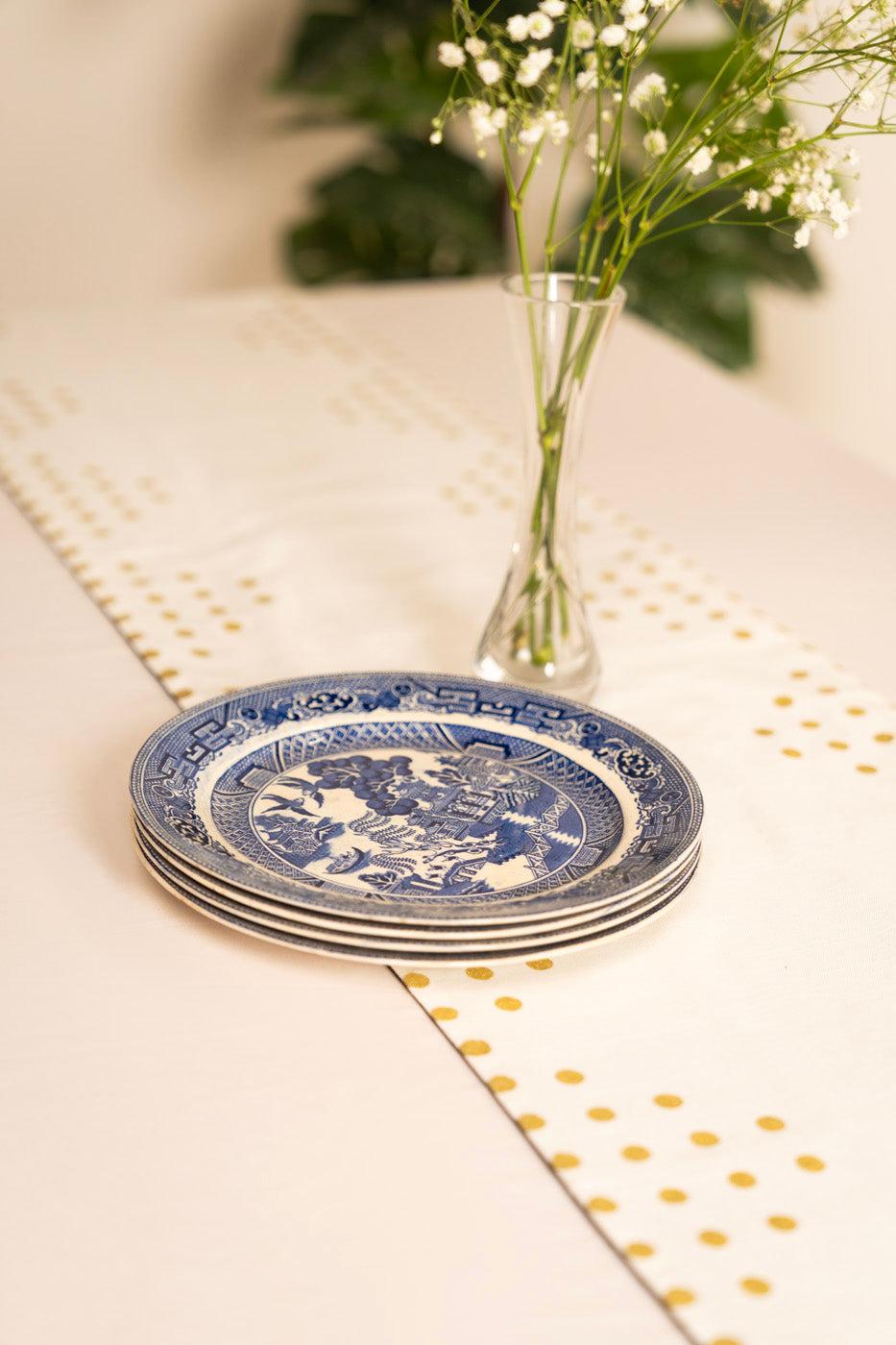 HOME | TABLE RUNNER alternate view