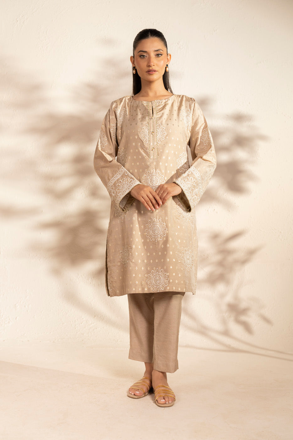 RTW | SHIRT & DUPATTA view 4