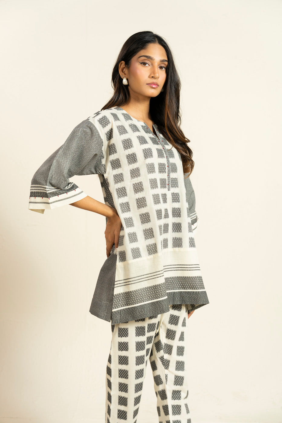 RTW | SHIRT & SHALWAR alternate view