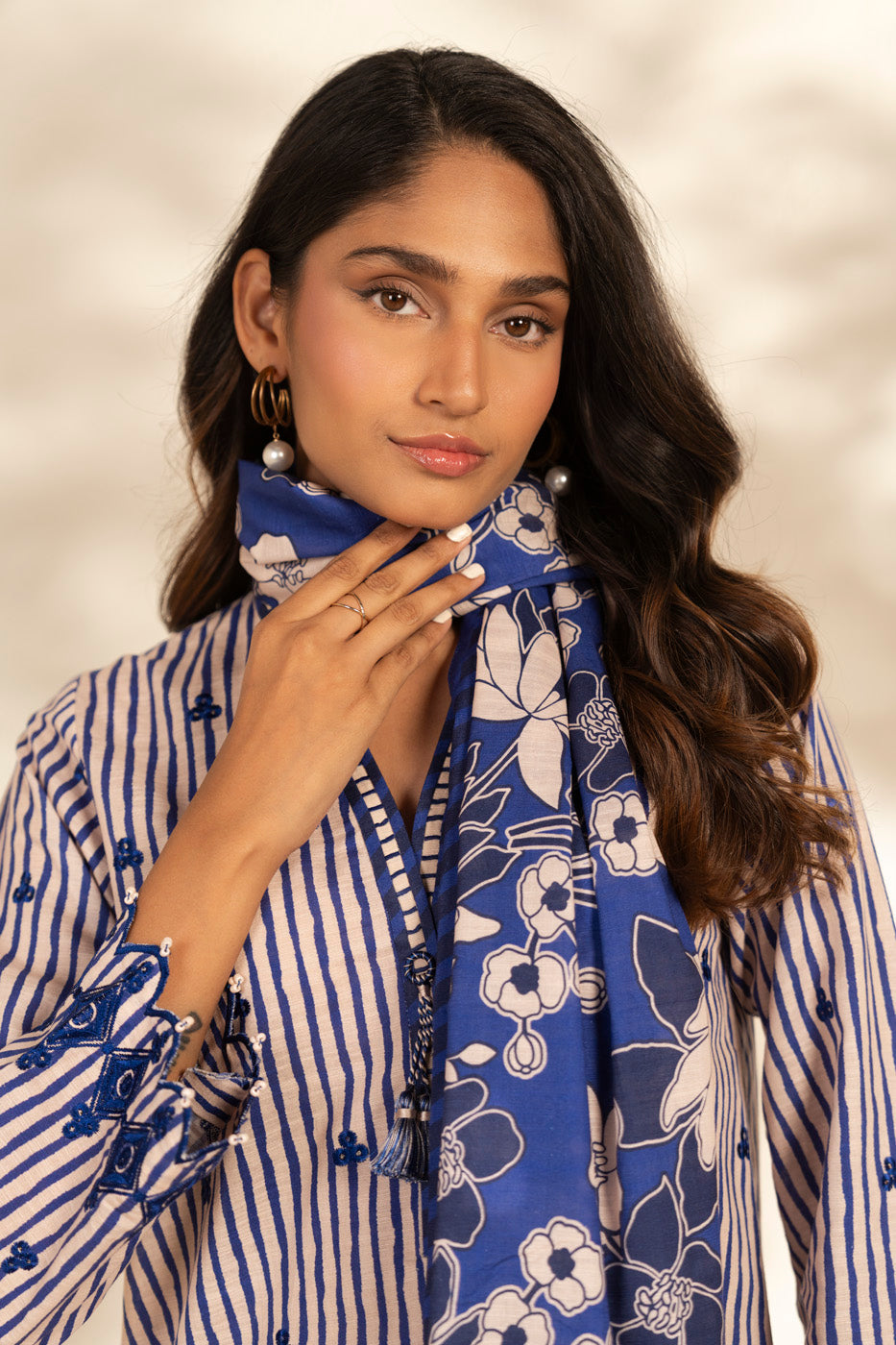 RTS | SHIRT, TROUSER & DUPATTA view 3