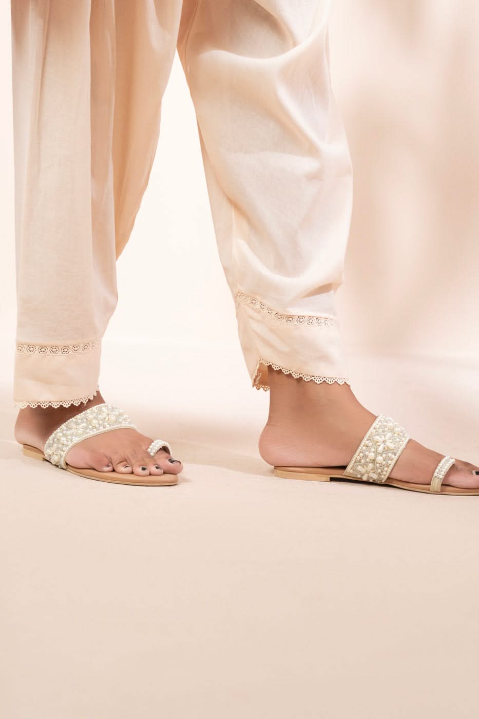 RTW | SHALWAR alternate view