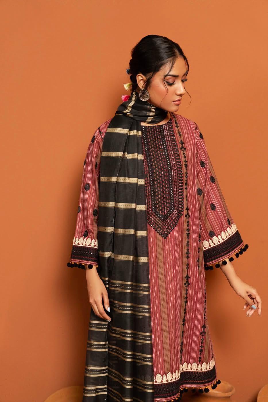 RTS | SHIRT, TROUSER & DUPATTA alternate view