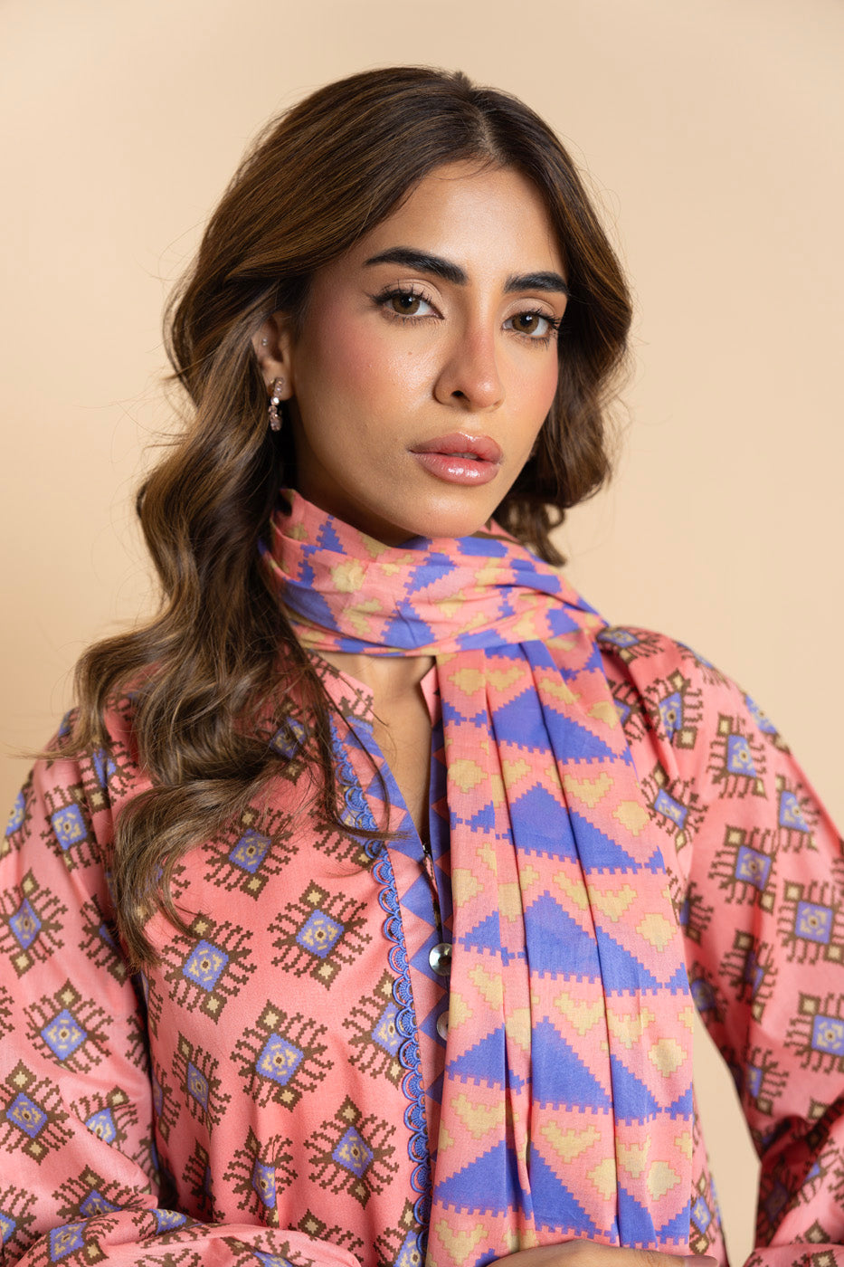 RTS | SHIRT & DUPATTA view 3