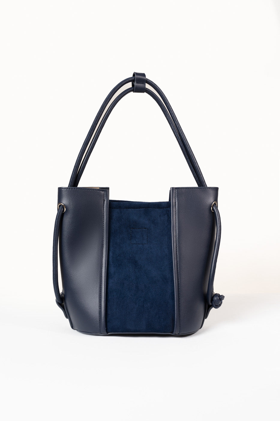 STRUCTURED BUCKET BAG view 3