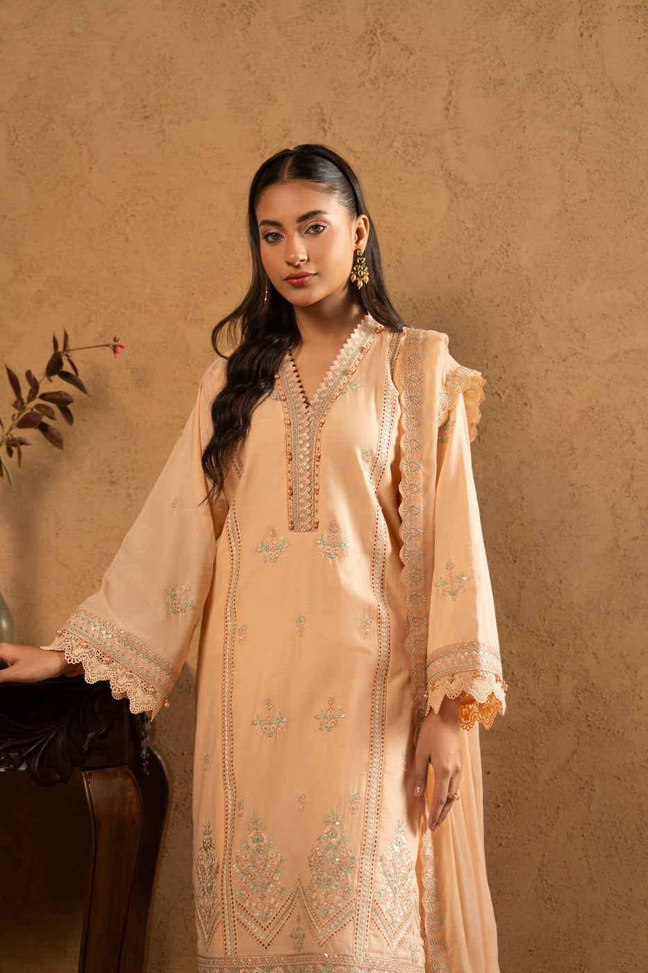 RTS | SHIRT, TROUSER & DUPATTA alternate view