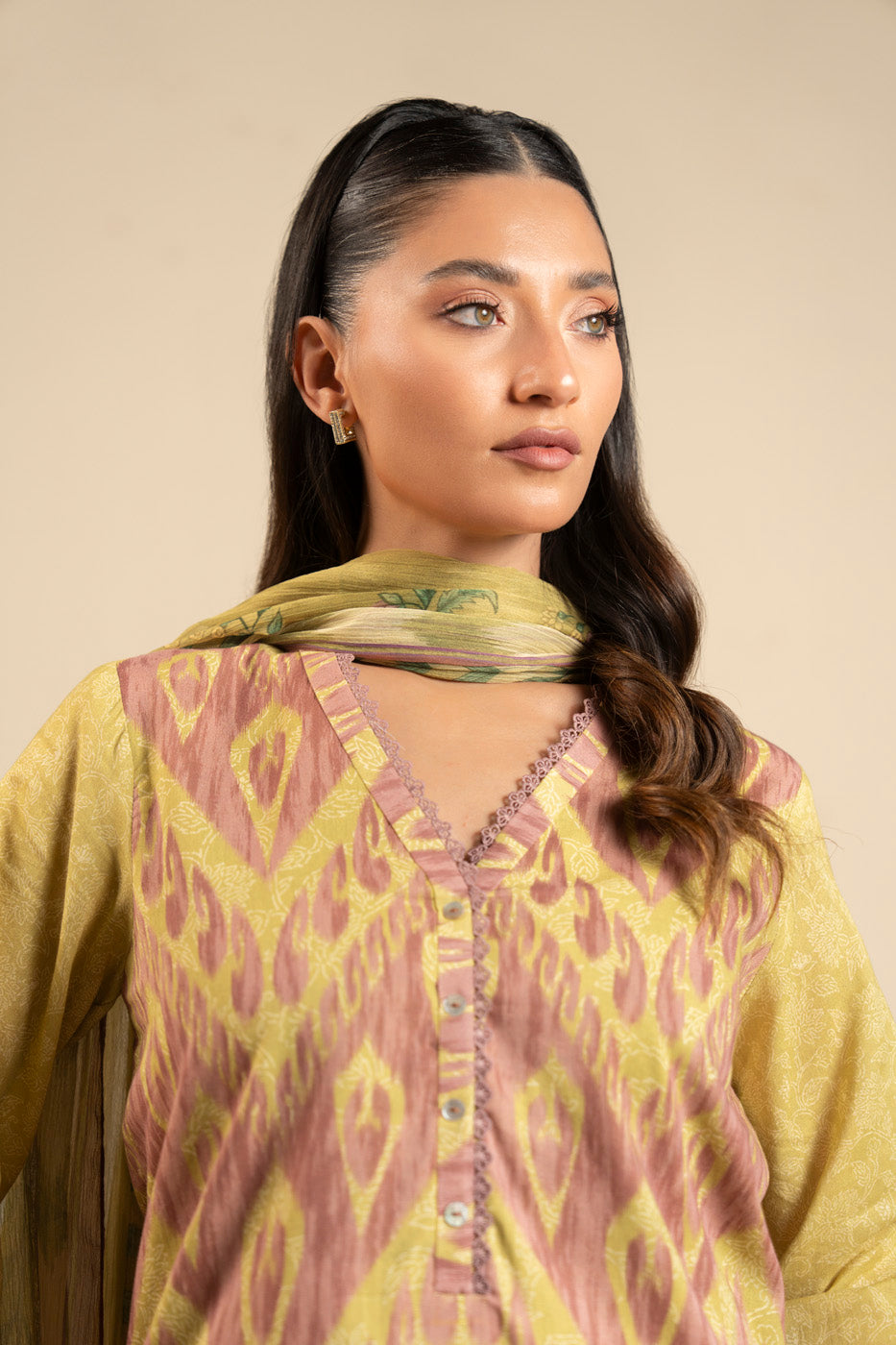 RTS | SHIRT, TROUSER & DUPATTA view 3
