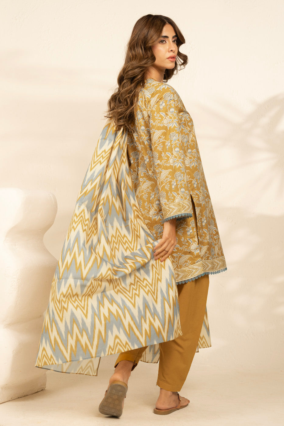 RTS | SHIRT, TROUSER & DUPATTA view 4