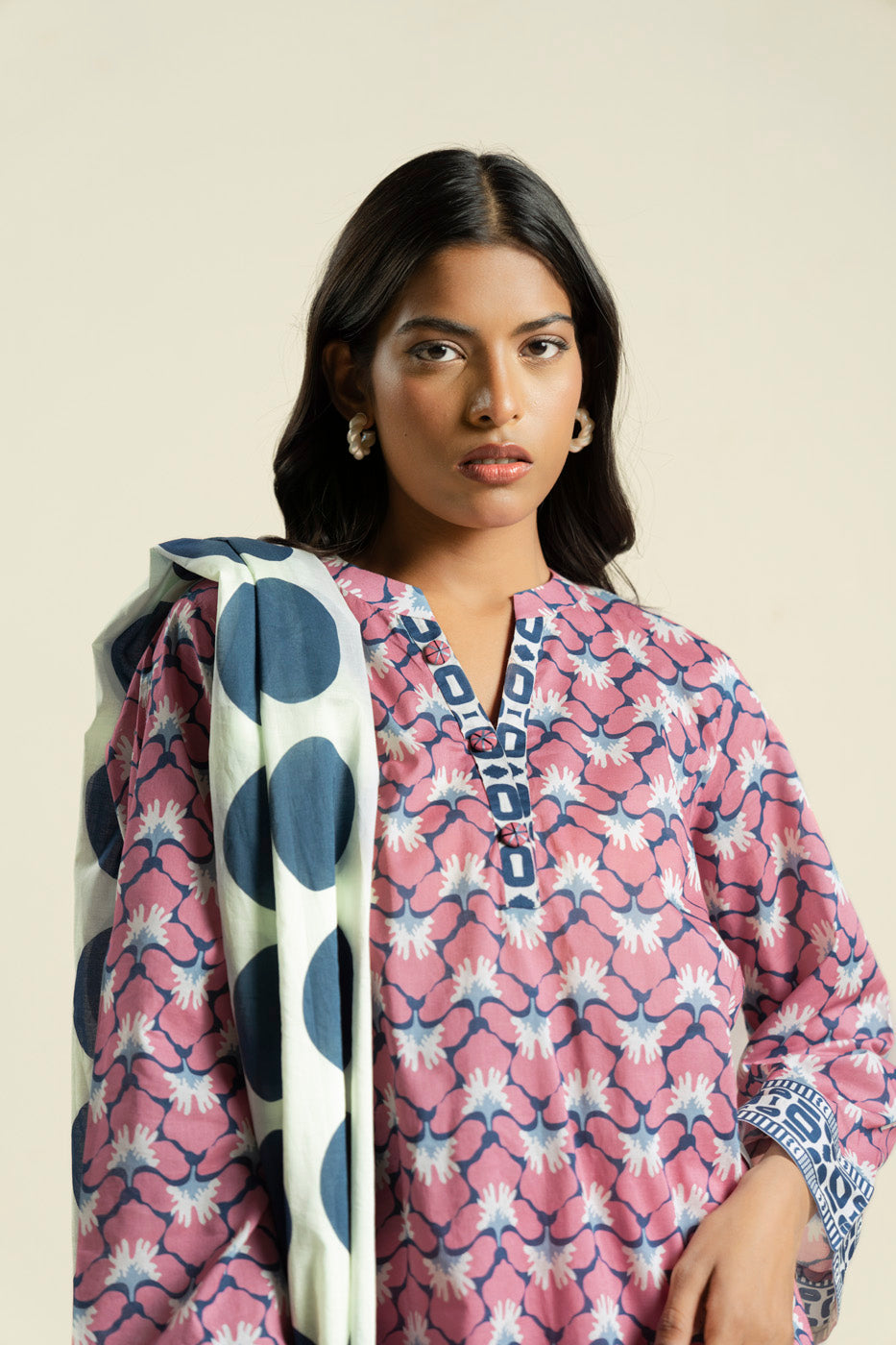 RTS | SHIRT & DUPATTA view 3