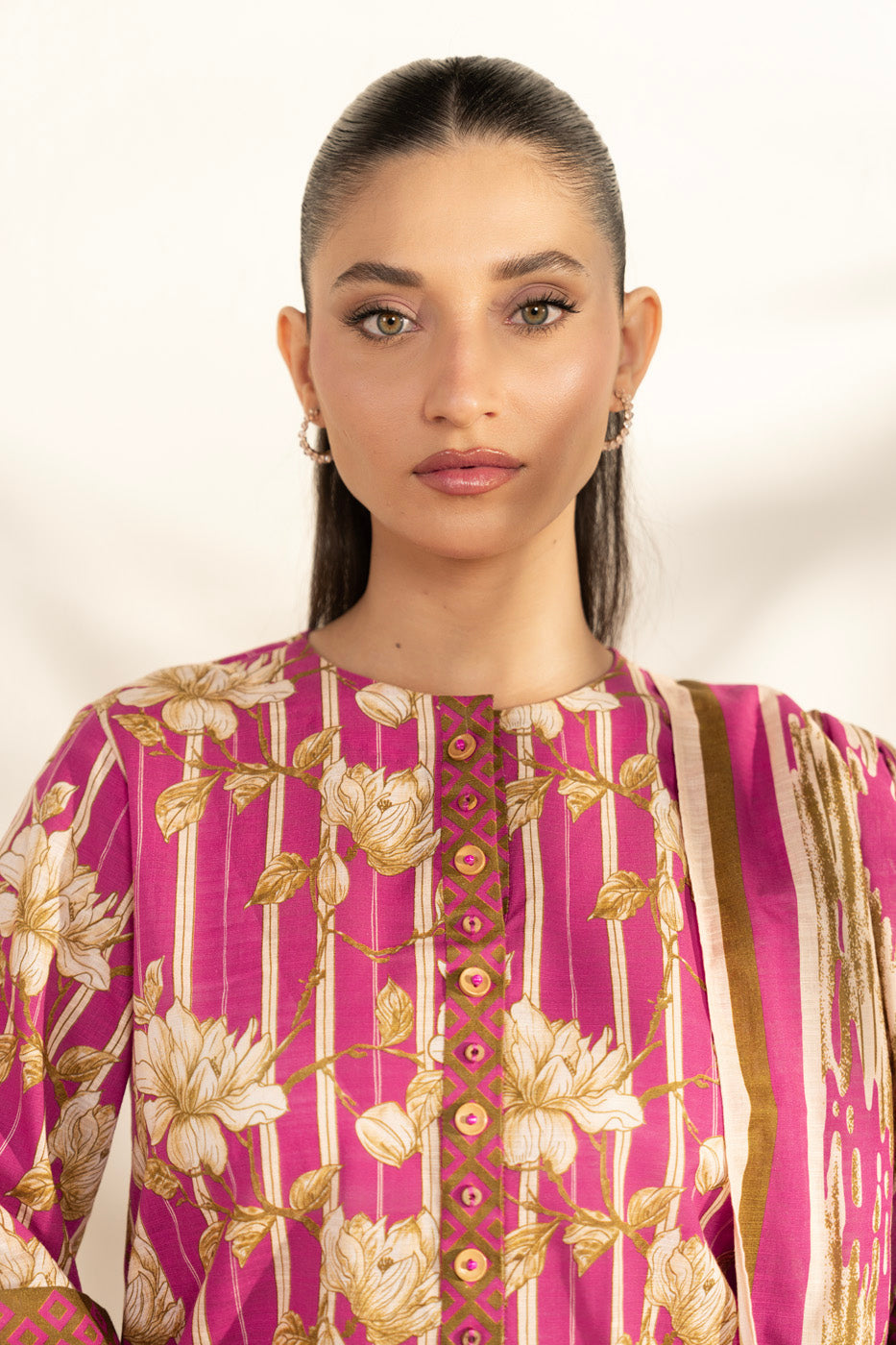 RTS | SHIRT, TROUSER & DUPATTA view 3
