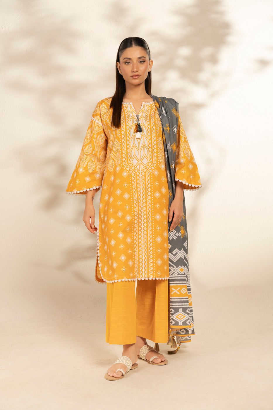 RTS | SHIRT, TROUSER & DUPATTA