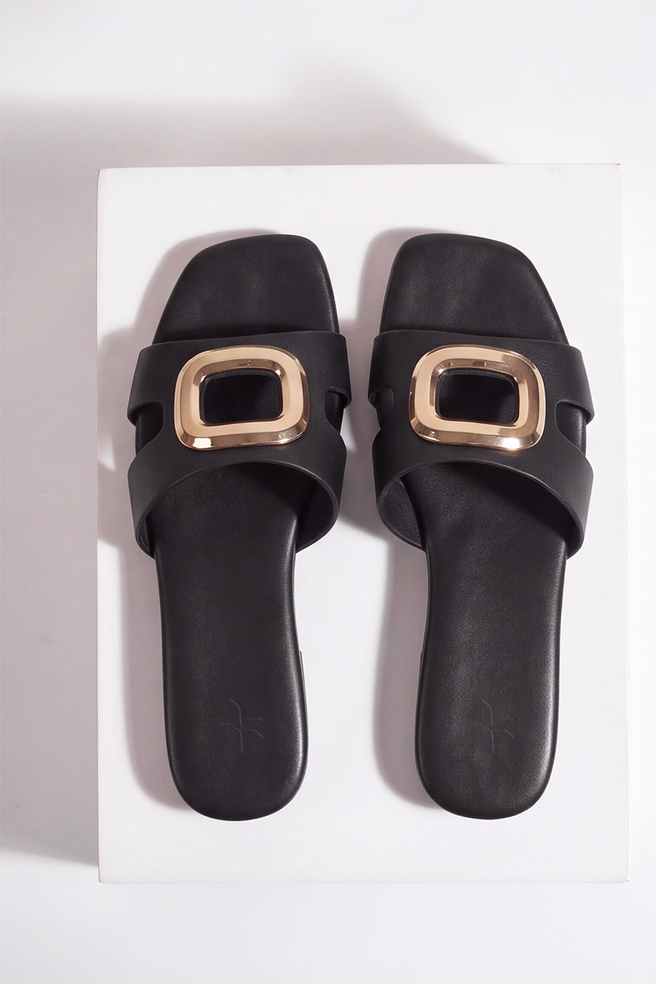 SQUARE BUCKLE SLIDES alternate view