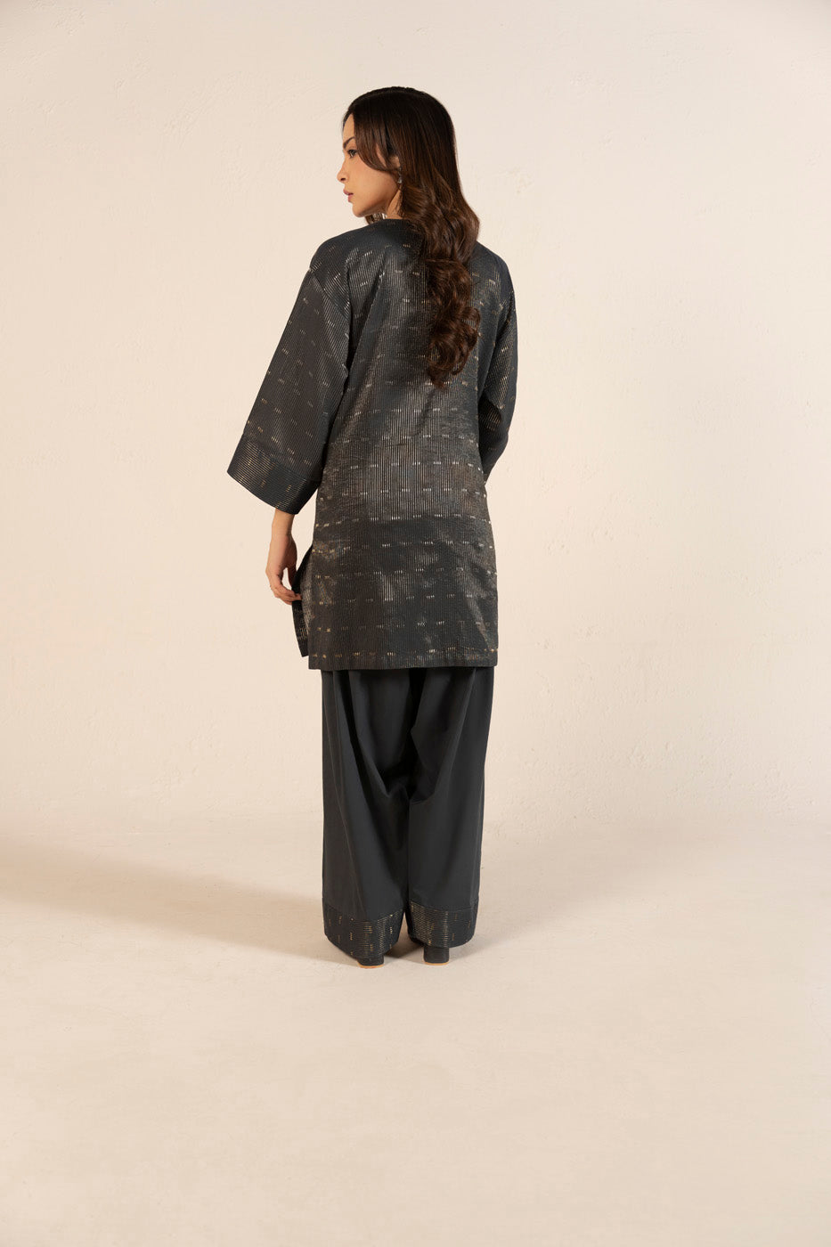 RTW | SHIRT & FARSHI SHALWAR view 4