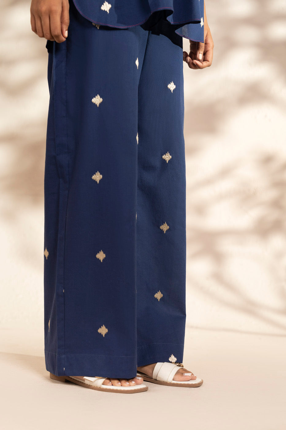RTW | BOOTCUT PANTS alternate view