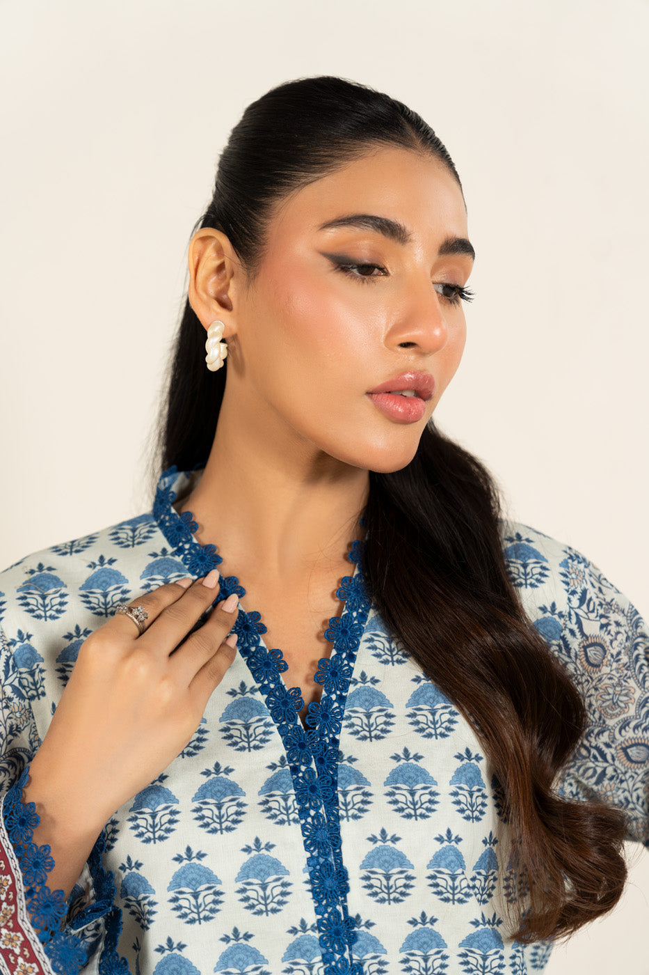 RTS | SHIRT & TROUSER view 3