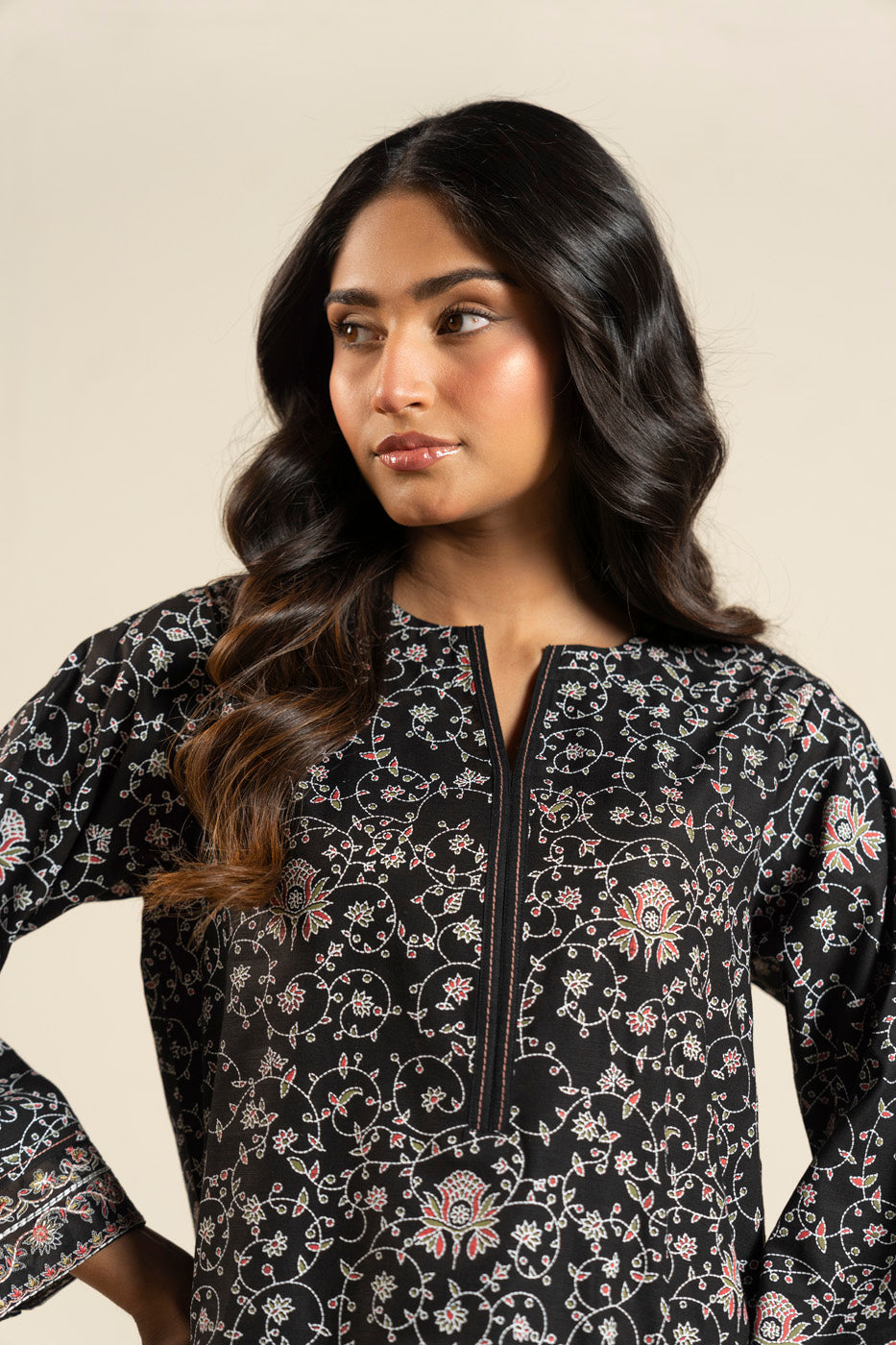 RTW | SHIRT & SHALWAR view 3